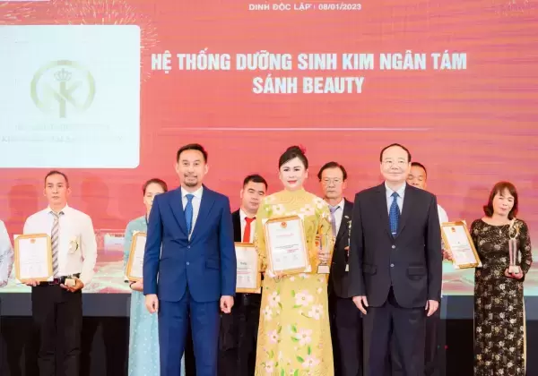 Kim ngân Tám Sánh Beauty vinh dự nhận Top 12 Thương hiệu mạnh Quốc gia.