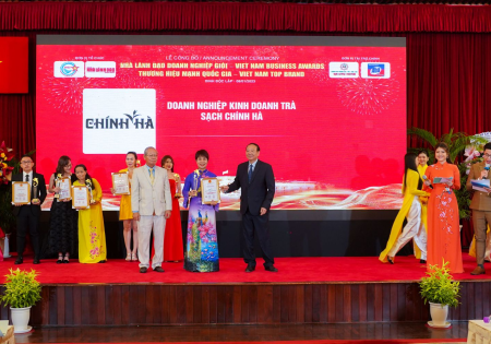 Thương hiệu Chè sạch Chính Hà tự hào và vinh dự khi đón nhận Top 20 Thương hiệu mạnh Quốc gia