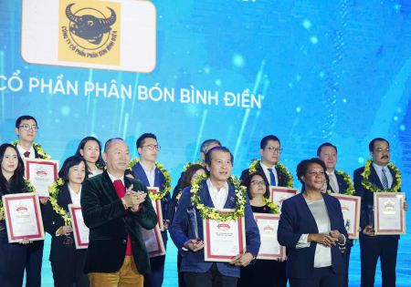 Phân bón Bình Điền tiếp tục đạt danh hiệu “Top 50 Doanh Nghiệp Xuất Sắc Nhất Việt Nam Năm 2024”.